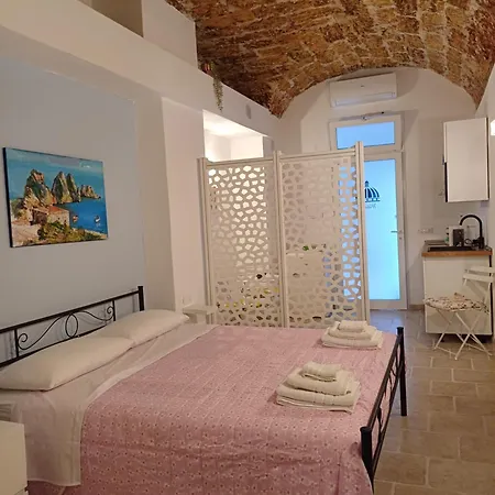 Guest house Difronte Palatina Chapel