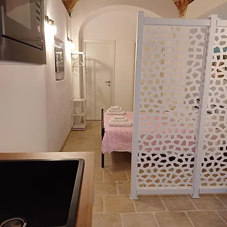 Guest house Difronte Palatina Chapel 4*